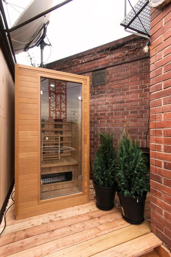 Billionaires Club + Loft + Whirlpool + Sauna+center Appartement