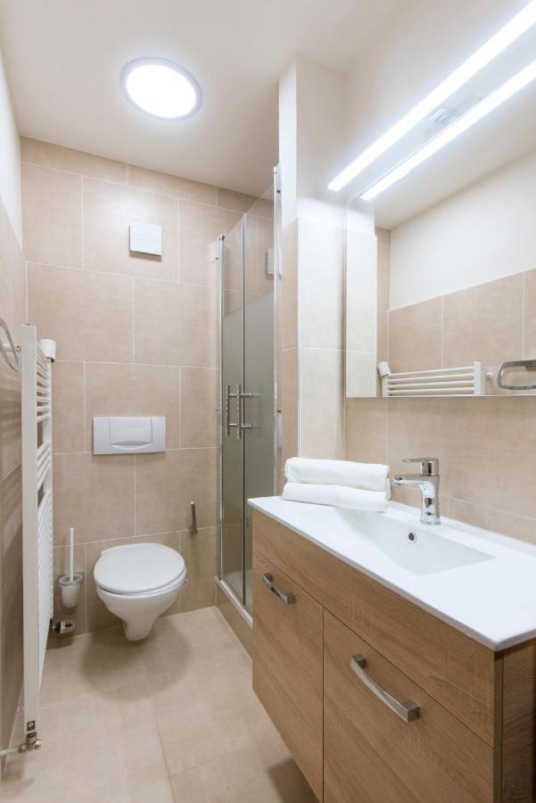 Billionaires Club + Loft + Whirlpool + Sauna+center