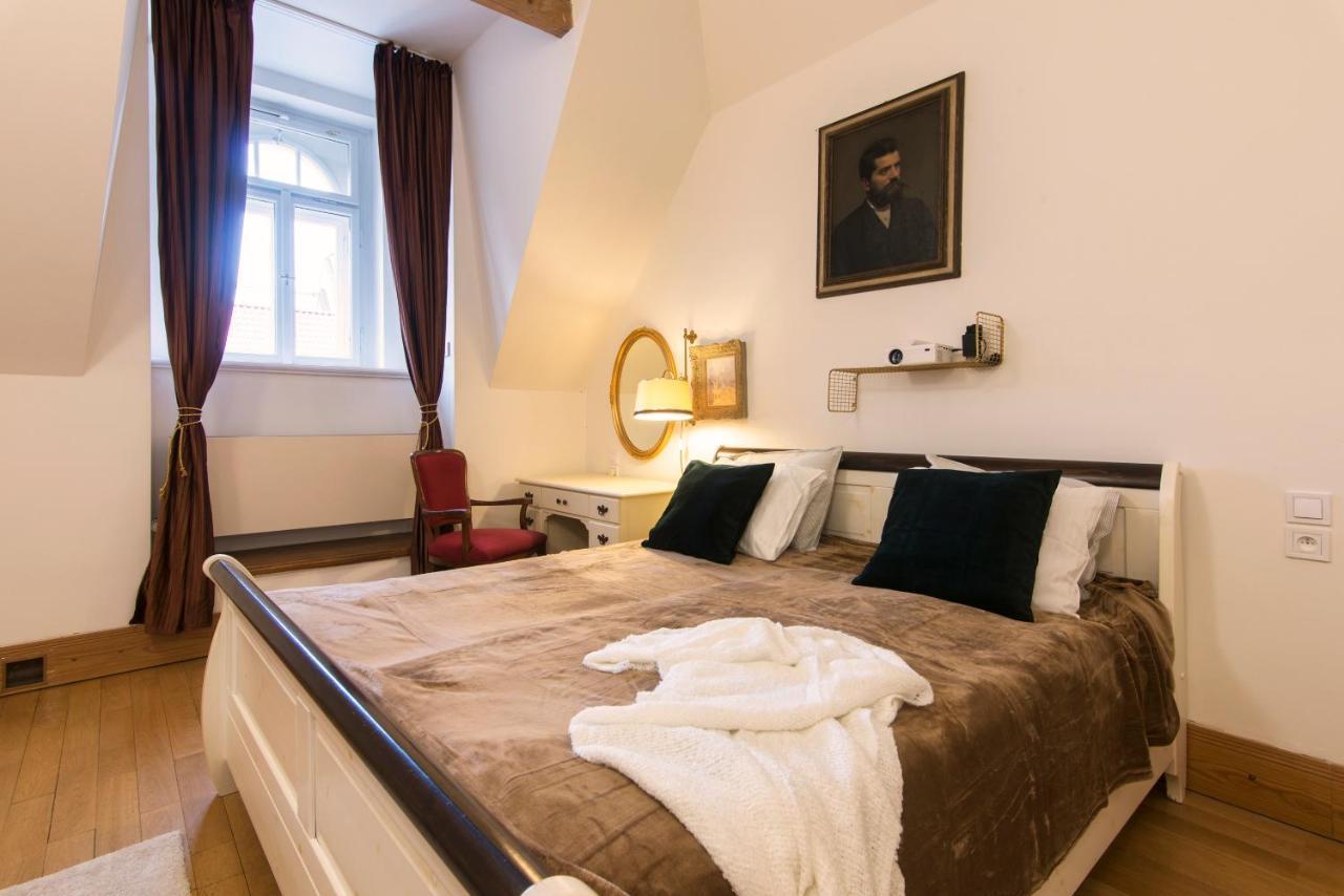 Billionaires Club Loft Sauna Center Apartment Prague