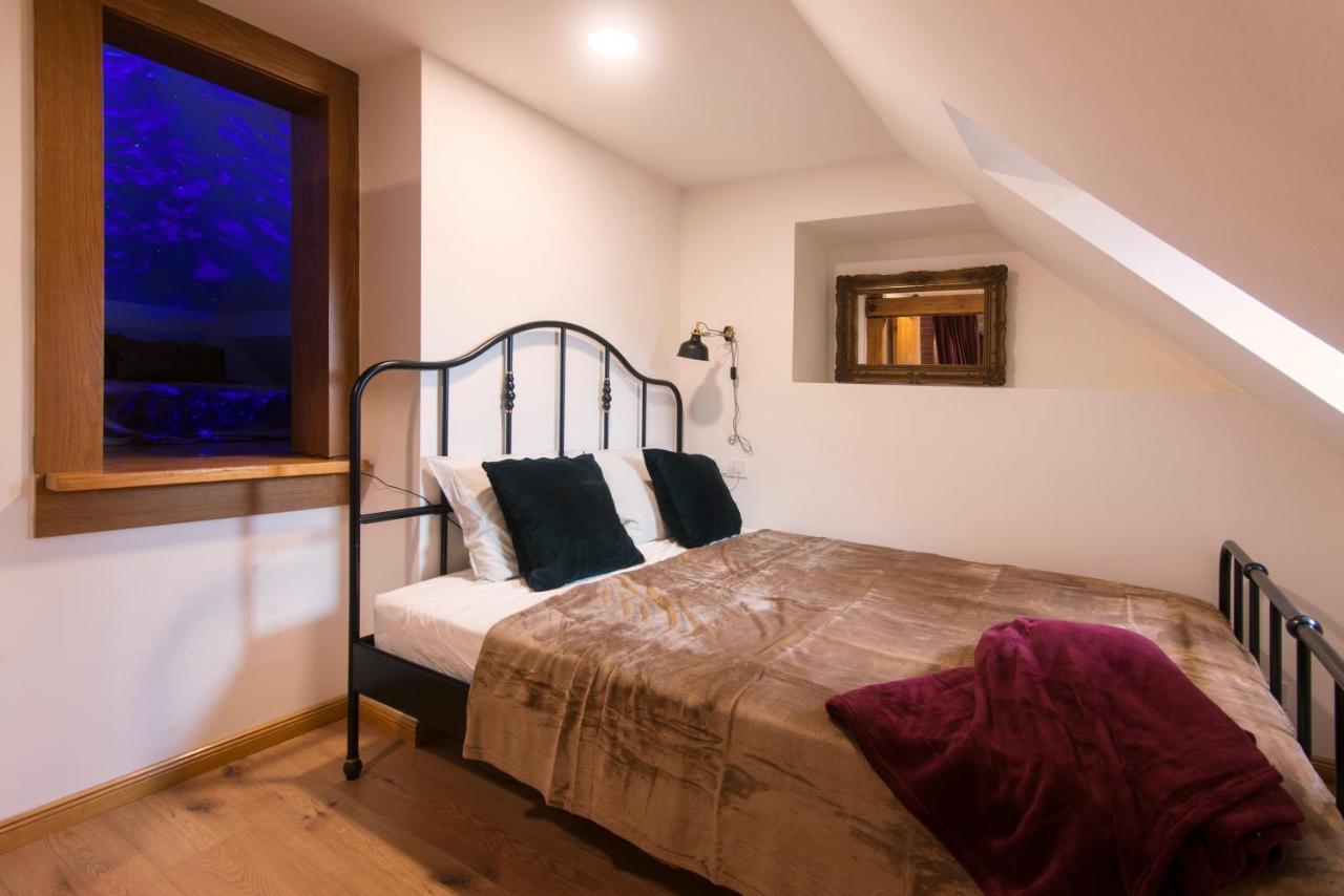 Billionaires Club + Loft + Whirlpool + Sauna+center Appartement Prague